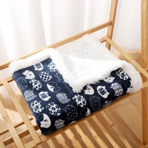 Sacesr Double-sided ThickenedWinter Blanket Cat Nest Mat Warm Plush CoverMattress for Kittens Comfortable Sleeping Blanket 9H4B3