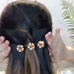 Braided Hair Clips for Women Sparkling Stones Hair Bands 5-Petal Flower Hairpin Duckbill Clip with Rhinestones