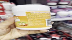 Viên Nhai Bổ Sung Vitamin Cho Bé Nature’s Way Kids Smart Vitamin C+ZinC+D3 Chewable 75 Viên - - Sở hữu công thức đặc biệt với 3 chất dinh dưỡng quan trọng (Vitamin C Zin C D3) giúp hỗ trợ hệ thống miễn dịch mắt xương da và sức khỏe của trẻ. - Sả