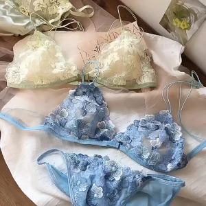 ลูกไม้ถักลายสามเหลี่ยมตัดสไตล์ฝรั่งเศสบราไร้โครงหน้าอกเล็กเสื้อชั้นในระบายอากาศเซ็กซี่ฤดูร้อนใหม่