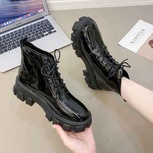 【Local Shipping】Womens Shoes Thick-Soled Martin Boots Casual Martin Boots Thick-Heeled Short Boots British Style Womens Boots Lace-Up Motorcycle Boots High-Top Thick-Soled Korean Version Martin Shoes Retro