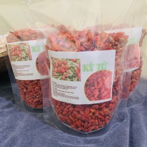 ỷ Tử Đỏ (Câu Kỉ Tử) 500gr Sấy Khô Quả To Đỏ Đều Giúp Đẹp Da Bổ Máu Dễ Ngủ Sáng Mắt