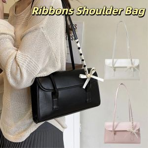 CRNGW ผ้าสีพื้น กระเป๋าสะพายไหล่โบว์ริบบิ้น ยามว่าง หนัง PU กระเป๋าใต้วงแขนความจุขนาดใหญ่ ทันสมัย หวาน กระเป๋าถือผู้หญิง ทุกวัน