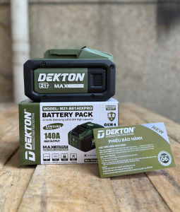 Pin Dekton 21v 8ah M21-B8140PRO xanh và xám/ M21-B8140XPRO oliu