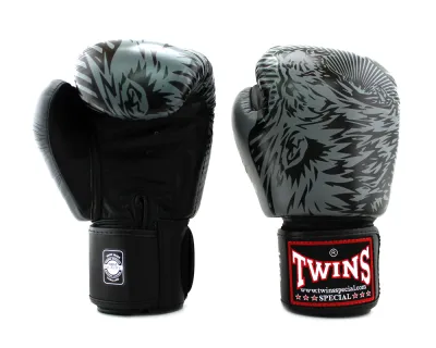 นวมชกมวย หนังแท้ Twins Special Fancy Boxing Gloves - FBGVL3-50 Wolf Genuine Leather For Training and Sparring