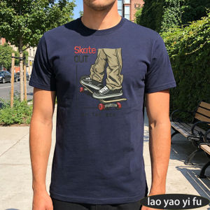 [Local Stock] HBESTY  Skate Out Of The Box Skateboard Feet Graphic Men Summer Cotton T Shirt Street Skate Culture Trendy Short Sleeve Daily Top