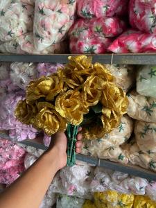 bunga mawar tangkai gold 5 cabang (dekorasi) jual per lusin