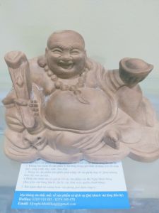 Tượng Di Lặc  Cầm Gậy Như Ý bằng gỗ ngọc am Giang