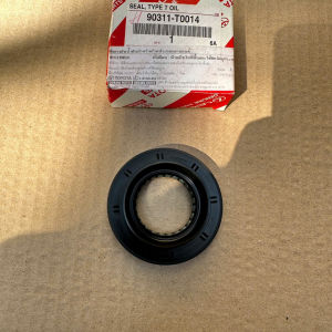 PHỚT ĐẦU CẦU SAU TOYOTA INNOVA 90311-T0014. XỊN THÁI(VỊ TRÍ NỐI VỚI TRỤC CÁC ĐĂNG)