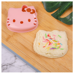 1pc Cetakan Roti Tawar / Cetakan Sandwich / Cetakan Nasi Bento / Cetakan bentuk bear car rabbit