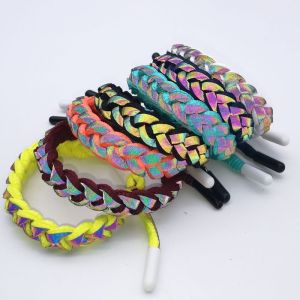 VÒNG TAY PHẢN QUANG THƠI TRANG VÀ PHONG CÁCH