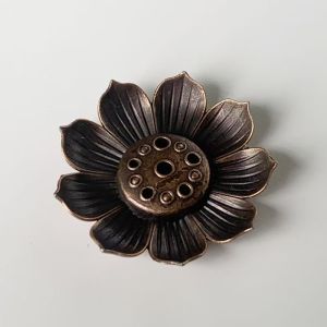 已开光 进化磁场 招财 好运 20克线香檀香 沉香 卧香崖柏艾草养生三香辅眠乌沉香 Good Luck: 20g Incense Sandalwood Agarwood Sleeping Incense Cliff Cypress Mugwort Health-preserving Three Incense Sleep-assisting Black Agarwood