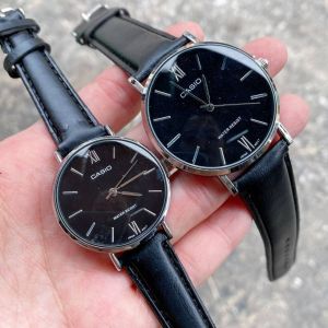 Me-Times Shop นาฬิกาแฟชั่น สายหนัง สไตล์วินเทจ ( แถมฟรี !! กล่องกระดาษ )