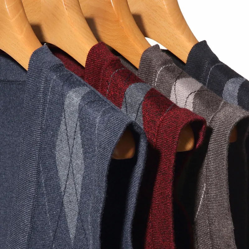 4 Colour 】New Men's V-neck Knitted Vest Business Plaid Pattern Sweater Vest  for Men