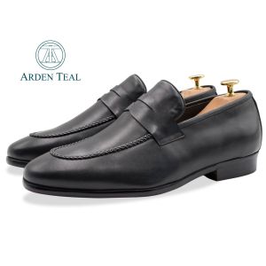 ARDEN TEAL Arrecifes Black Penny Loafer