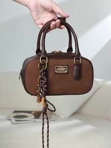 authentic handbags for women 225 The new crossbody bag is a hot trend for work commutes 52 Gift for girlfriend