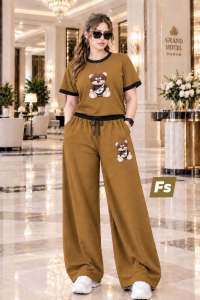 Women Casual T-Shirt and Pants Set Teddy Bear Print Free Size fits large to 2XL Stretch Fabric
