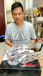 บูสสวิงอาร์ม ก้างปลา ลูกศร สำหรับรถไฟฟ้ารุ่น sks Z2 lion E2 Sagasonic004 Q1 ซ้ายขวา อลูมีเนียม พร้อมส่งในไทย