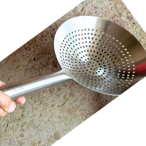 COLANDER%20THICK%20WITH%20HANDLE%20TAG%20SIZE%2028CM%20FOOD%20STRAINER%20-%20Image%202