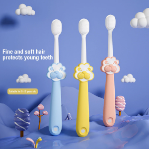 Toothbrush Baby Toothbrush with Anti-Bacterial Soft Bristles Cute Kids Lion Toothbrush for Toddler