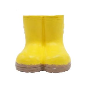 Handmade Yellow Figurine Resin Craft Ornament for Desktop Landscaping Desktop Yellow Decorations Planter Landscaping