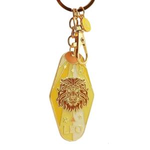 Màu sắc rực rỡ móc khóa gắn mặt dây móc chìa khóa kim loại với động vật trang sức trang trí quan trọng cho sử dụng thường nhật và tặng quà