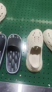 [Free Shipping] Mens summer sandals non-slip thick-soled fully enclosed with holes suitable for driving outdoor activities and beach use