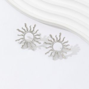 Earrings Environmentally Friendly Personality Fashion Earrings Sunflower Comfort Decoration Alloy