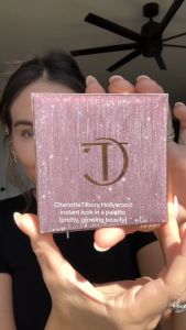 Bảng Trang Điểm Charlotte Tilbury Hollywood Instant Look In A Palette - Limited Edition 10g