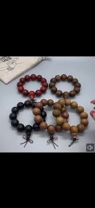 Sandalwood Wooden Beads Bracelet[ Người thầy đã cầu nguyện xin phước lành.  ] Gỗ trầm hương Việt Nam    Gỗ đàn hương xanh   Gỗ mun    Gỗ tự nhiên   Hàm lượng dầu cao mật độ cao    Gỗ nanmu vàng  108 Viên   Chuỗi hạt Phật giáo   Vòng tay   Gỗ hồng sắc Mya