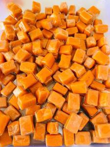 Kẹo Dừa Sáp Gấc - Túi 500g - Đặc Sản Bến Tre