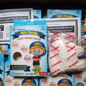 Khẩu trang y tế Khánh An Kids Family 3D 4 lớp dành cho trẻ em từ 1 đến 5 tuổi 2 hộp = 20 cái