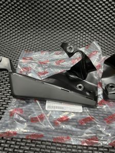 Yếm ổ khoá nhỏ Ốp nhựa nhám ổ khóa Exciter 135 chính hãng Yamaha