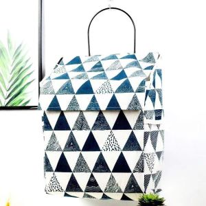 Fabric storage hanging bag hanging clothes dormitory artifact wall hanging bathroom door storage bag storage rack small cloth bag