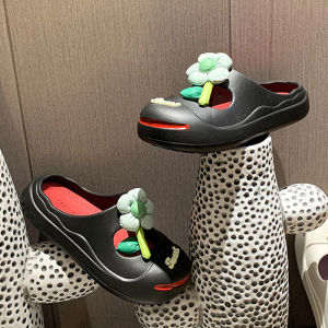 LHSunday ของใหม่❤️ รองเท้าแตะแฟชั่นทรงน่ารักสำหรับคุณสาวๆ ทรงหัวโตติดลูกเล่นด้วยตัวติดดอกไม้อันโต ใส่แล้วใครต้องหันมอง น่ารักสดใสสไตล์สาวเจแปน สั่งได้แล้ววันนี้❤️‍🔥