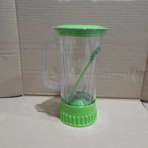 Set Blender Miyako Portabel 2 Wadah dengan Tangki Besar - Hijau/Putih