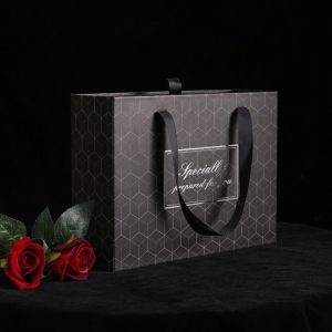 กล่องของขวัญ Gift Box สีดำ กล่องดำ ของขวัญวันเกิด กล่องสำเร็จรูป ใส่เงิน เซอร์ไพรส์ ให้แฟน วันปีใหม่ วาเลนไทม์ วันแม่ วันปัจฉิม