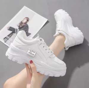 Sepatu Wanita Sneakers Terbaru 2023 Sepatuita sepatu sekolah wanita Sepatu hitam pull Sepatu putih pull  Sepatu wanita keren
