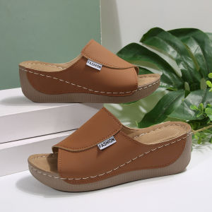 [Free Shipping] Plus-Size Thick-Soled Casual Slippers For Women 2025 New Style Wide Strap Simple And Fashionable Fish-Mouth Wedge Heel Slippers