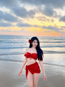 บิกินี่ชุดสวมใส่ชายหาดชุดว่ายน้ำผู้หญิงเซ็กซี่2024 3ชิ้นพร้อมปกปิดแขนสั้นเอวสูงแฟชั่นน่ารักสีแดงยืดได้