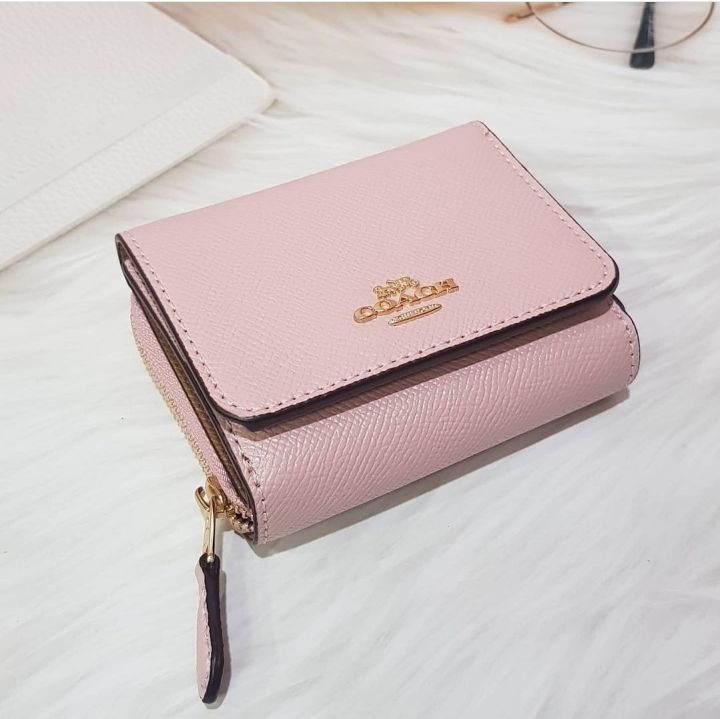 Small pink coach discount wallet