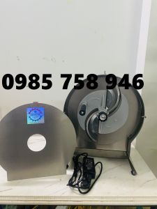 Máy thái rau củ quả đa năng chạy điện công suất 40W . Có nút điều chỉnh dày mỏng