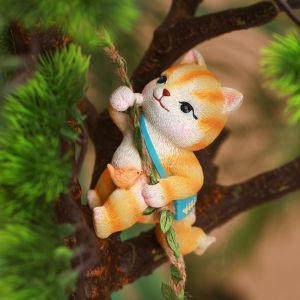 SDG น่ารักน่ารักๆ จี้เถาวัลย์ปีนเขารูปแมว เรซิน การ์ตูนลายการ์ตูน ประติมากรรมรูปสัตว์ ภูมิทัศน์ขนาดเล็กมาก จำลองจำลองจำลอง รูปแกะสลักขนาดเล็ก อนุบาลอนุบาล