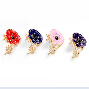 Unique Flower Pattern Brooch Memorial Brooch Elegant Poppies Shape Brooch for Artistic and Stylish Individuals