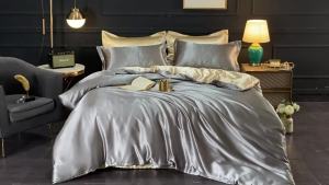 Double-Sided Ice Silk Bed Sheet Four-Piece Set Summer Bedding High-End Solid Color Duvet Cover Silky Satin Dormitory Three-Piece Set LZD