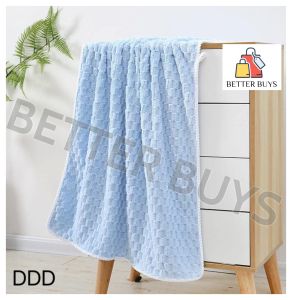 BETTER BUYS Stock no.DDD  Cloud Grid Coral Fleece Towel Bath Towel ，Thick Absorbent Bath Towel Household Soft Towel Adults Children Tik Tok Hot-selling