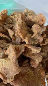 Kulit Ayam Crispy Original Pedas Daun Jeru 1/2 Kg (500 Gram ) Original dan extra daun jeruk