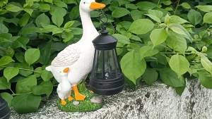 AU Outdoor garden courtyard solar-powered duck animal figurines creative home decorations luminous crafts