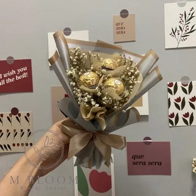 FERRERO CUTE BOUQUET Flower bouquet . Chocolate bouquet suprais delivery. Gift . Anniversary gift . Birthday gift . Hadiah haRI jadi . Mother’s Day . Teachers day DOOR GIFT