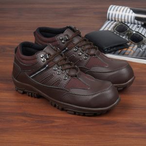 Sepatu Safety Pria Boots Safety Armor Pendek Ujung Besii Sepatu Boots Pria Outdoor- Adventure Kerja Proyek Terlaris